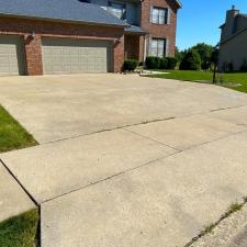 Professional-Pressure-Washing-Expert-Driveway-Washing-in-Dunlap-IL 0